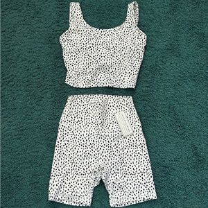 NWT - Astoria Activewear Luxe Ignite Small